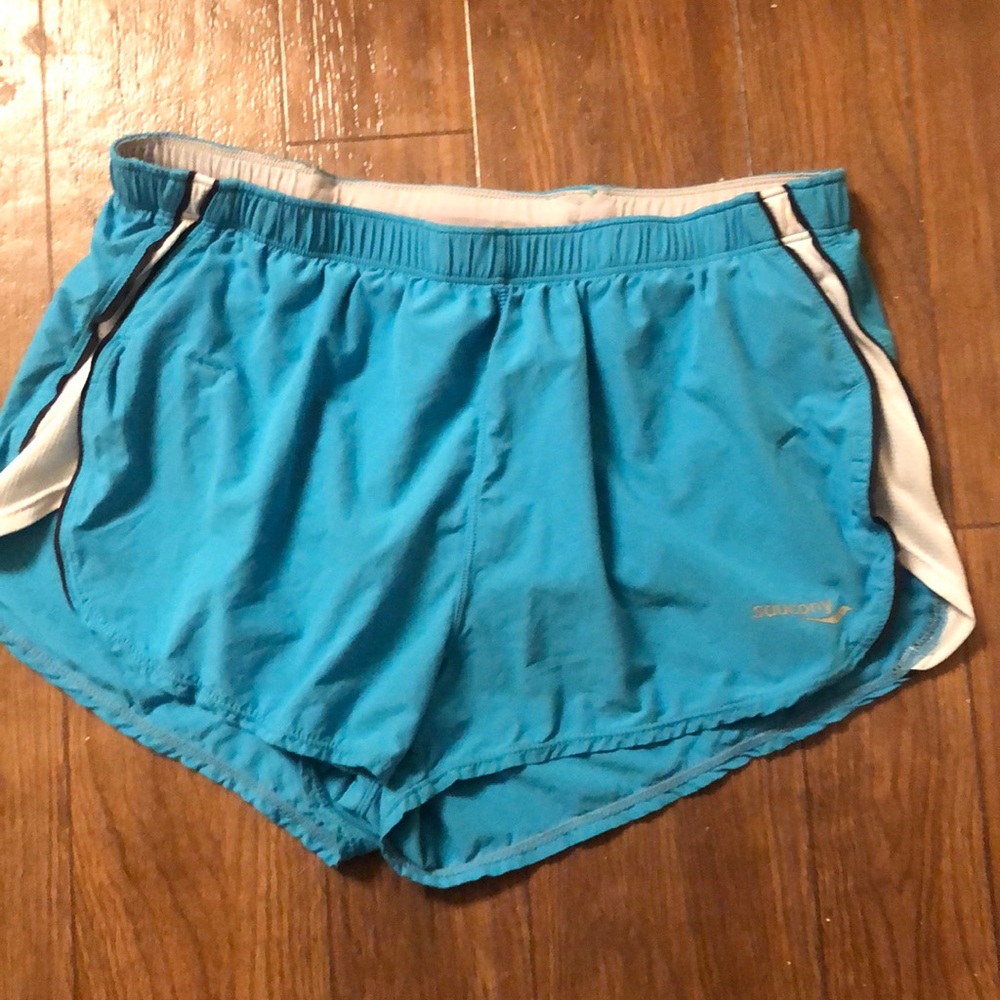 Saucony split shorts